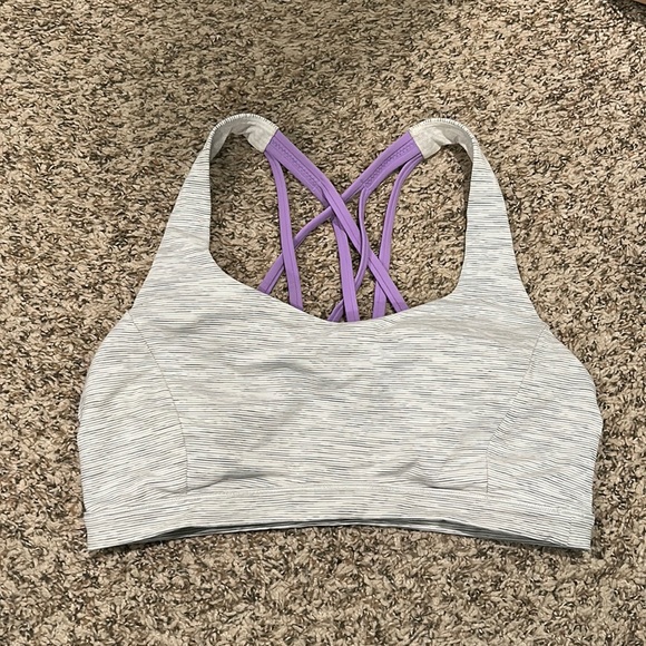 Lululemon free to be serene bra - Picture 1 of 3
